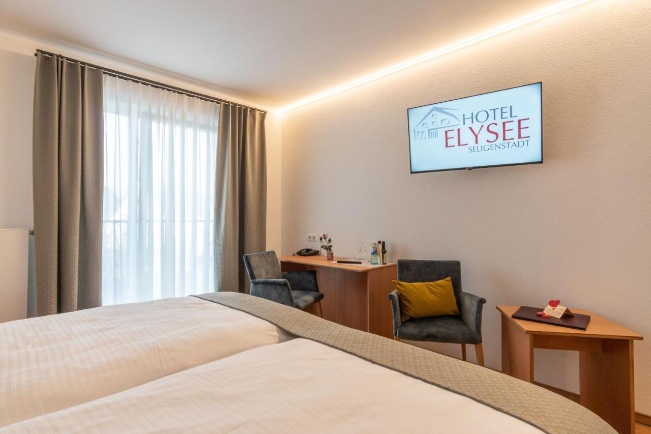 Hotel Elysee ゼーリゲンシュタット エクステリア 写真
