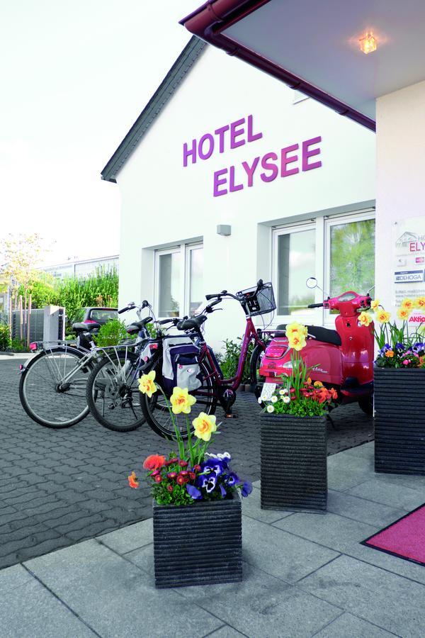 Hotel Elysee ゼーリゲンシュタット エクステリア 写真